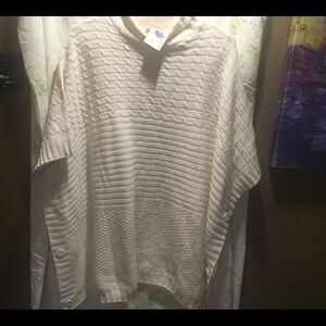 NWT. Love Crazy Women’s Poncho Sweater Size XS